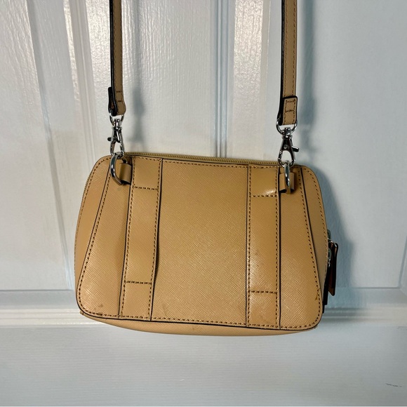 Tignanello Small Crossbody purse - Picture 5 of 7